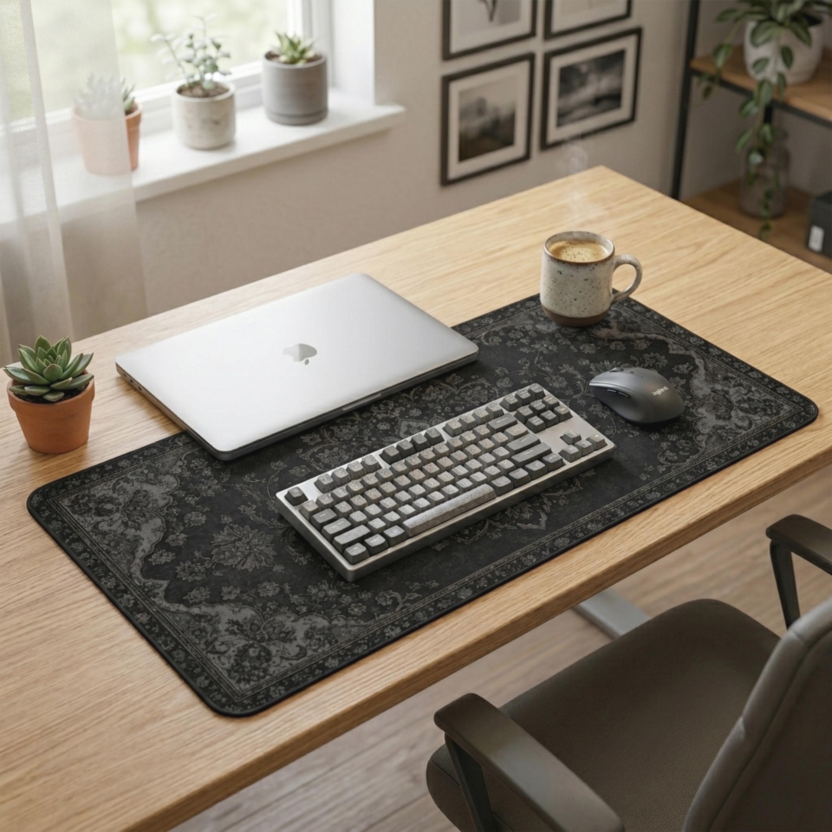 Alas Meja Karpet Hitam, Alas M - Desk Setup Dark ulasan dan harga