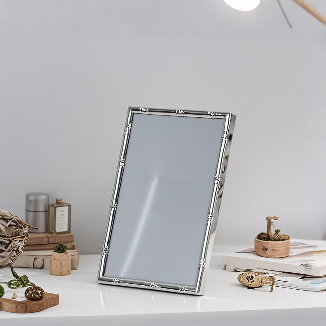 Bingkai Foto Aluminium Eropa 6 - Desk Setup Photo ulasan dan harga